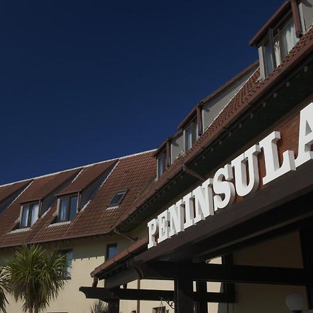 The Peninsula Hotel Grandes Rocques Exterior photo