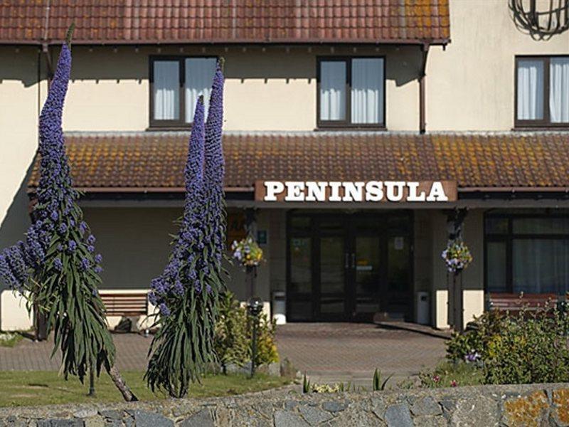 The Peninsula Hotel Grandes Rocques Exterior photo